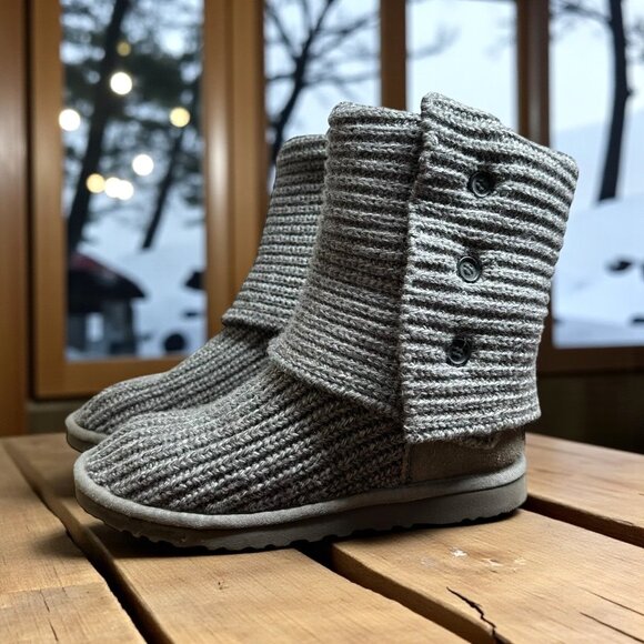 UGG Classic Cardy Knit Boots Gray Women’s Size 7 - Picture 1 of 7